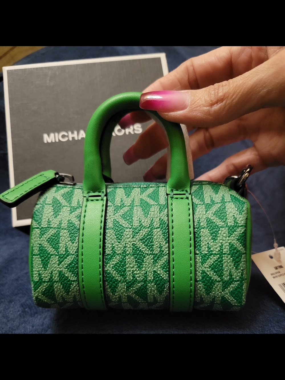 Michael Kors Micro Vibrant Green Logo Mini Satchel Keychain/Bag Charm - Picture 3 of 6